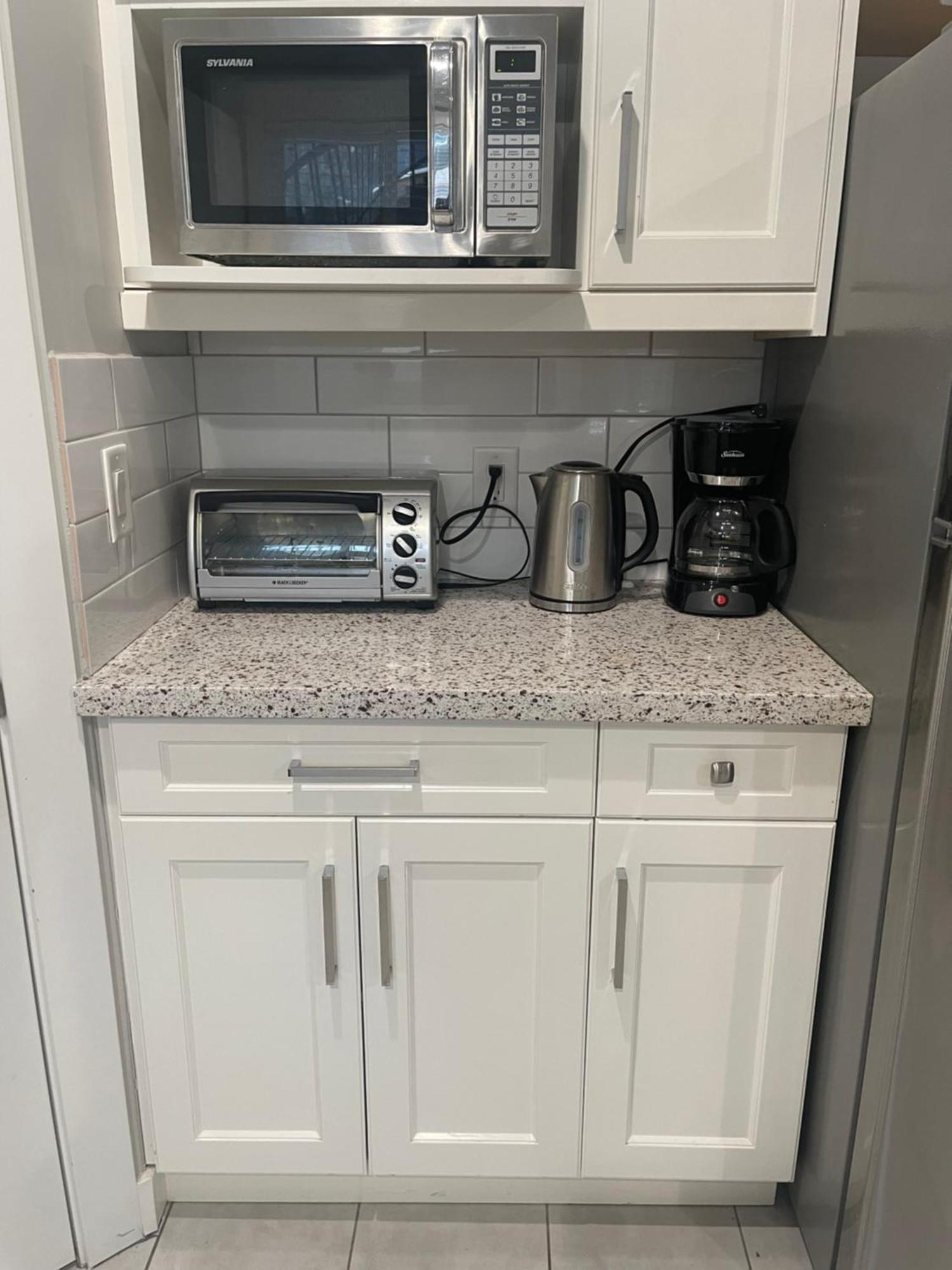 2 Bedroom Suite With Full Kitchen Revelstoke Exterior foto